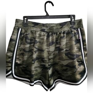 Camo Women's Shorts